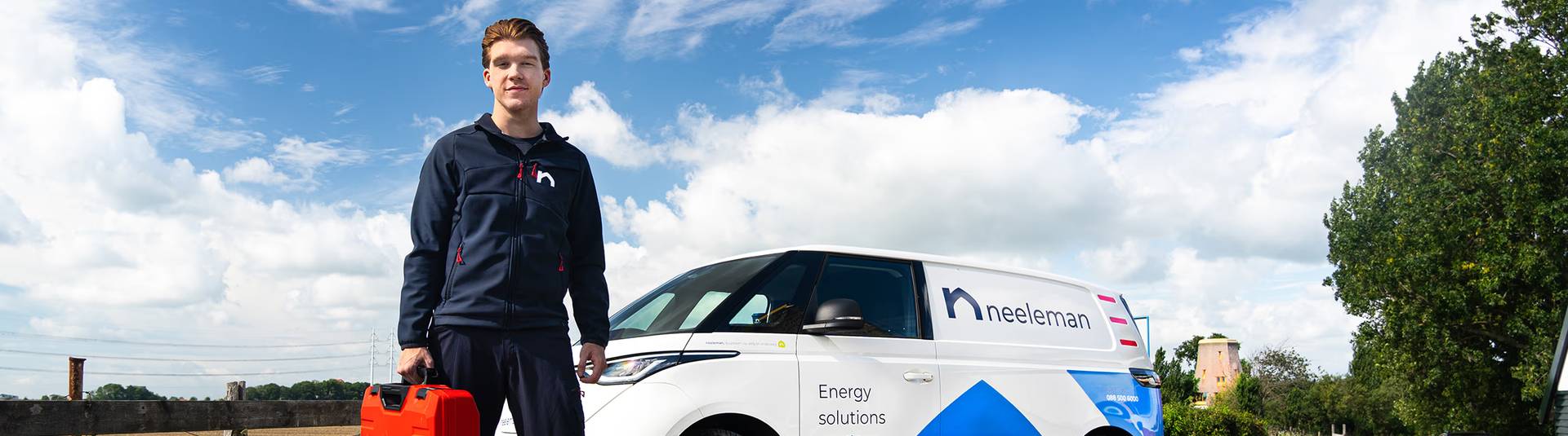 Carousel background slide 0: Loodgieter