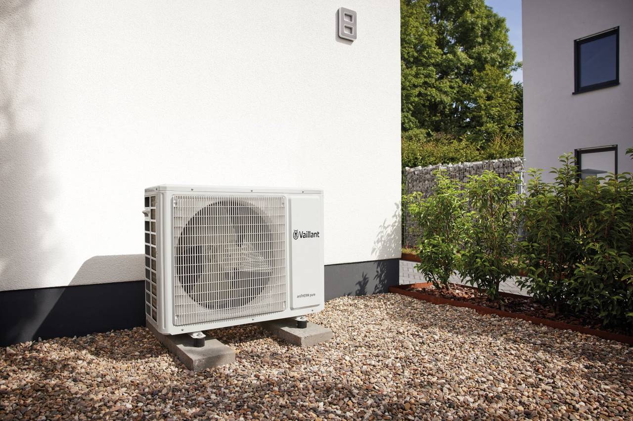 Hoofd foto van de Vaillant Vaillant aroTHERM pure 4 kW hybride warmtepomp