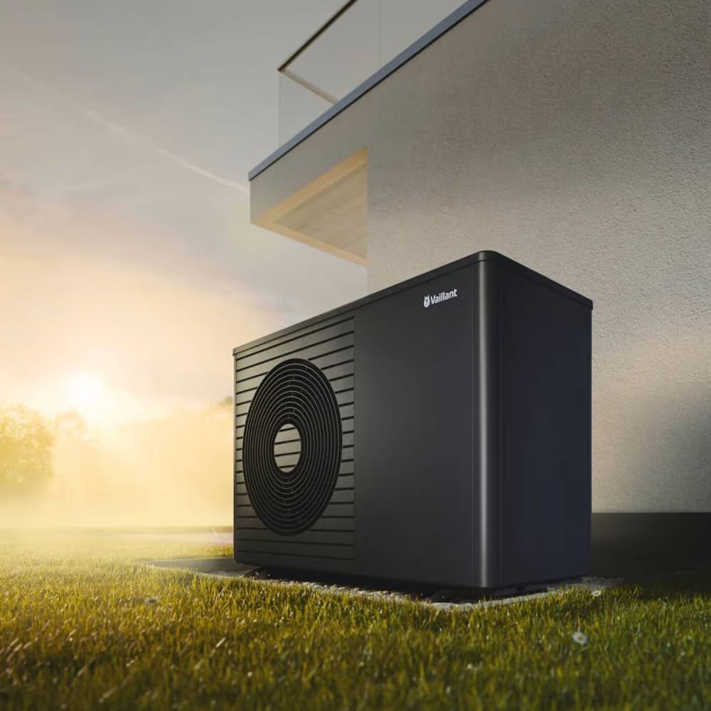 Thumbnail 3 van de Vaillant aroTHERM Plus VWL 105/8.1 A | All-Electric Warmtepomp